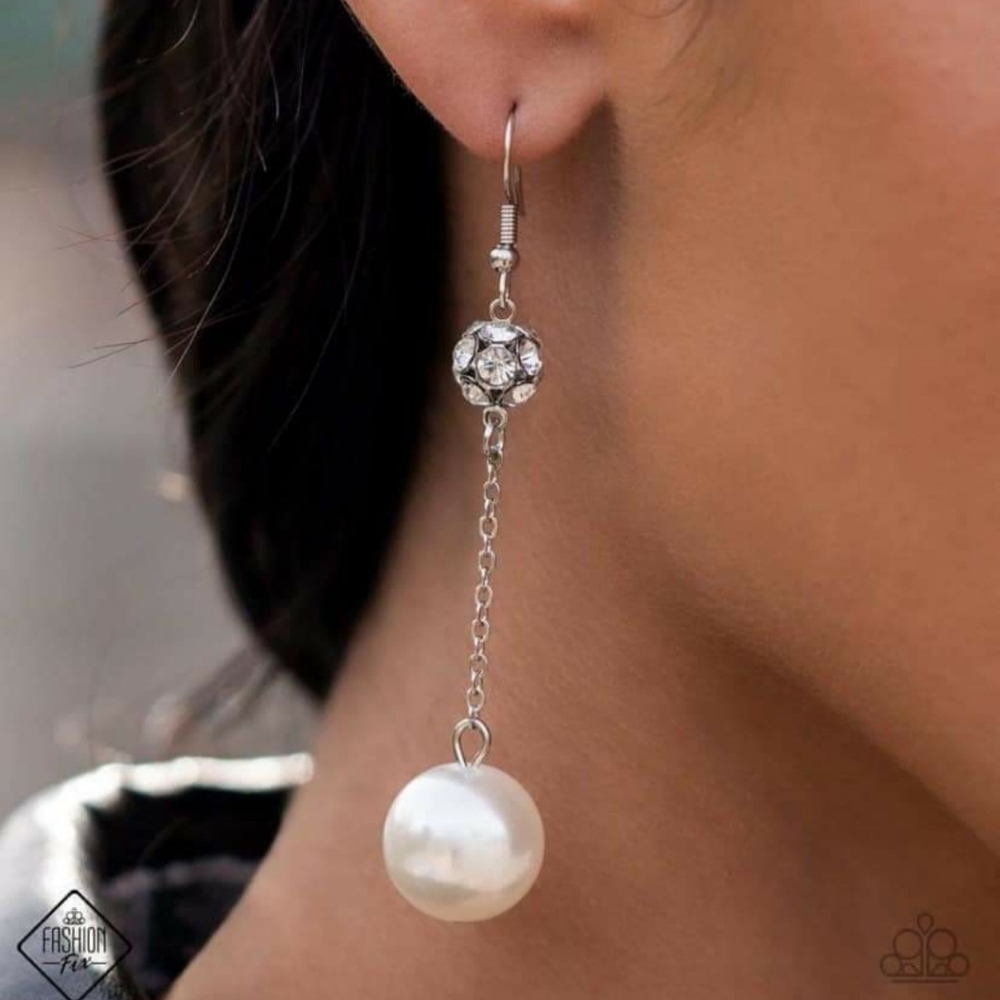 Romantic Pearl Set - Picture 2 of 4